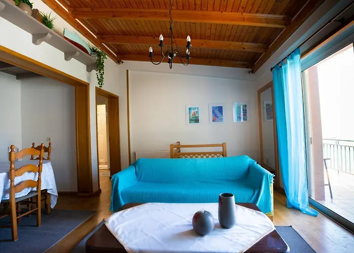 Chrysi's House φιλόξενο, άνετο και με υπέροχη θέα.