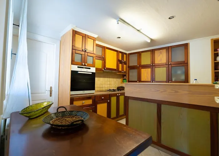 Chrysi's House φιλόξενο, άνετο και με υπέροχη θέα. Myrties