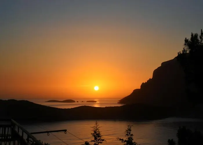 Chrysi's House φιλόξενο, άνετο και με υπέροχη θέα. * Myrties